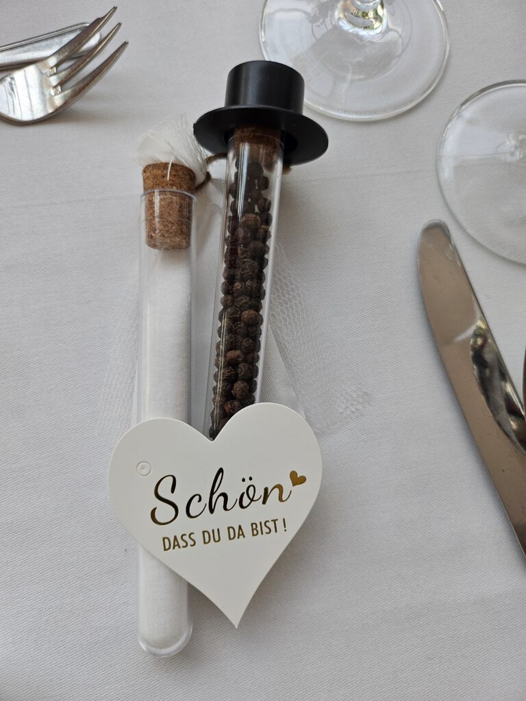 Hochzeit, Trauung, Vermählung, Ihre freie Traurednerin in Celle